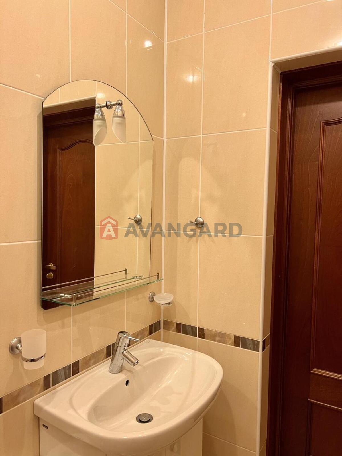 3 ����. ��������, 127/76/35 ��. �., 2/24 ���� ���� 17