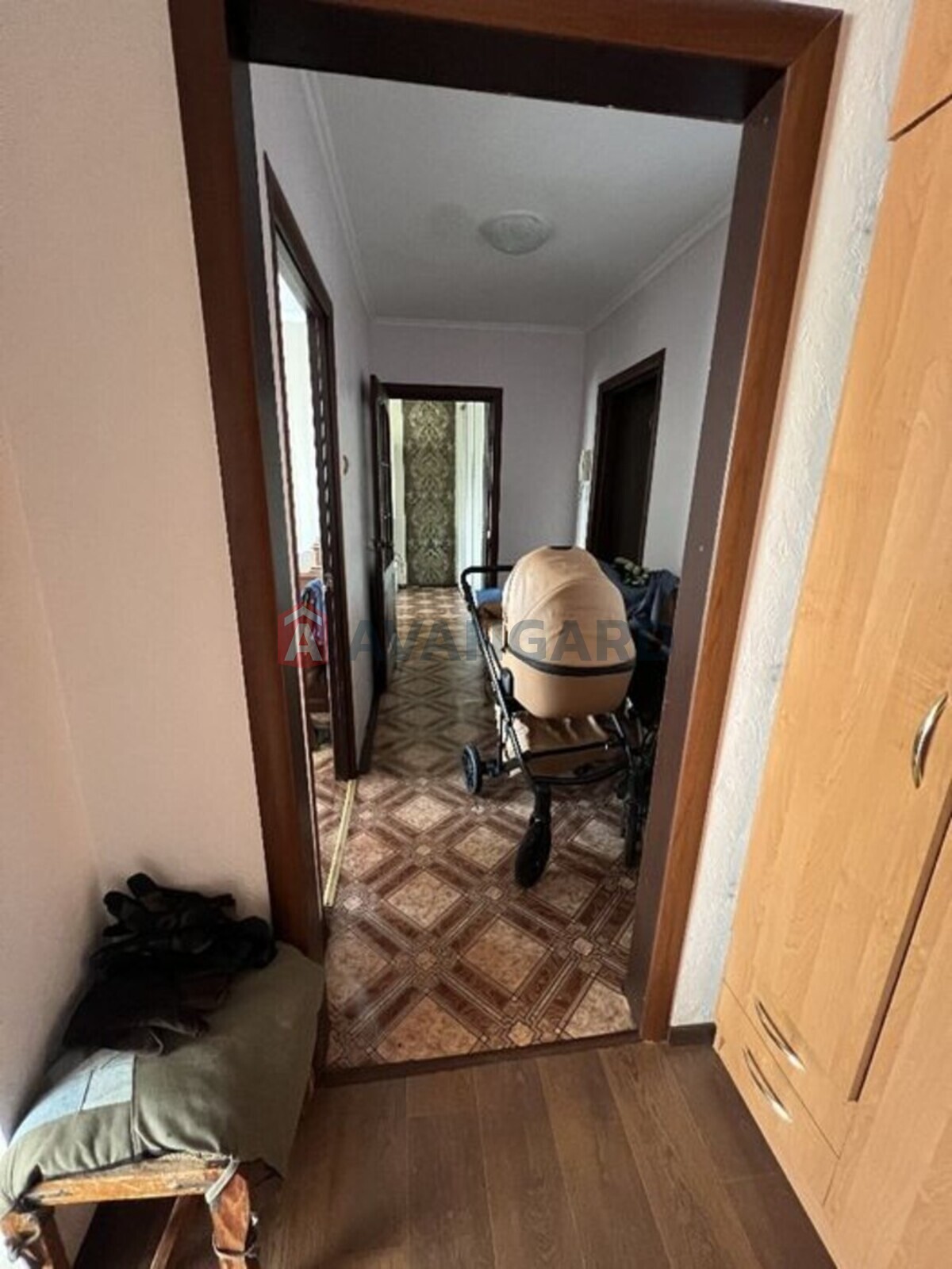 2 ��. ��������, 51/-/8 ��. �., 3/9 ������ ���� 10