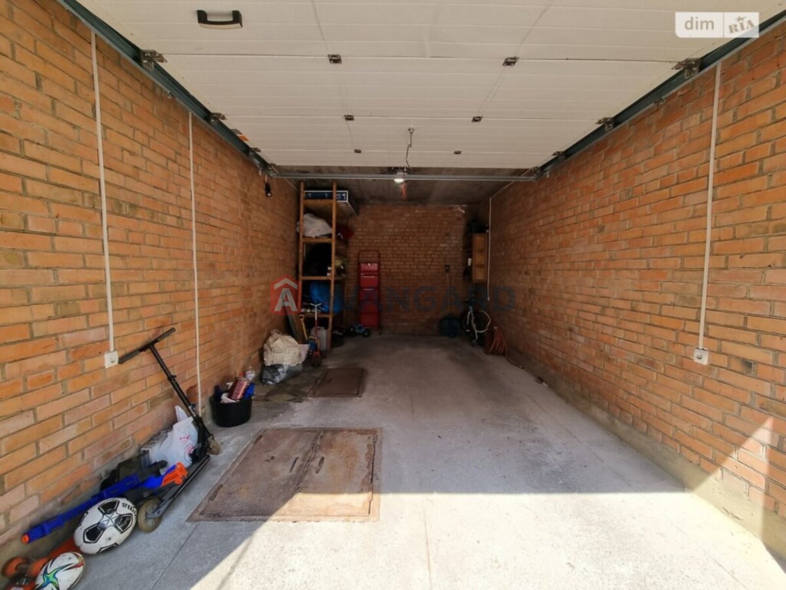 3 ��. ��������, 79/30/10 ��. �., 3/3 ������ ���� 22