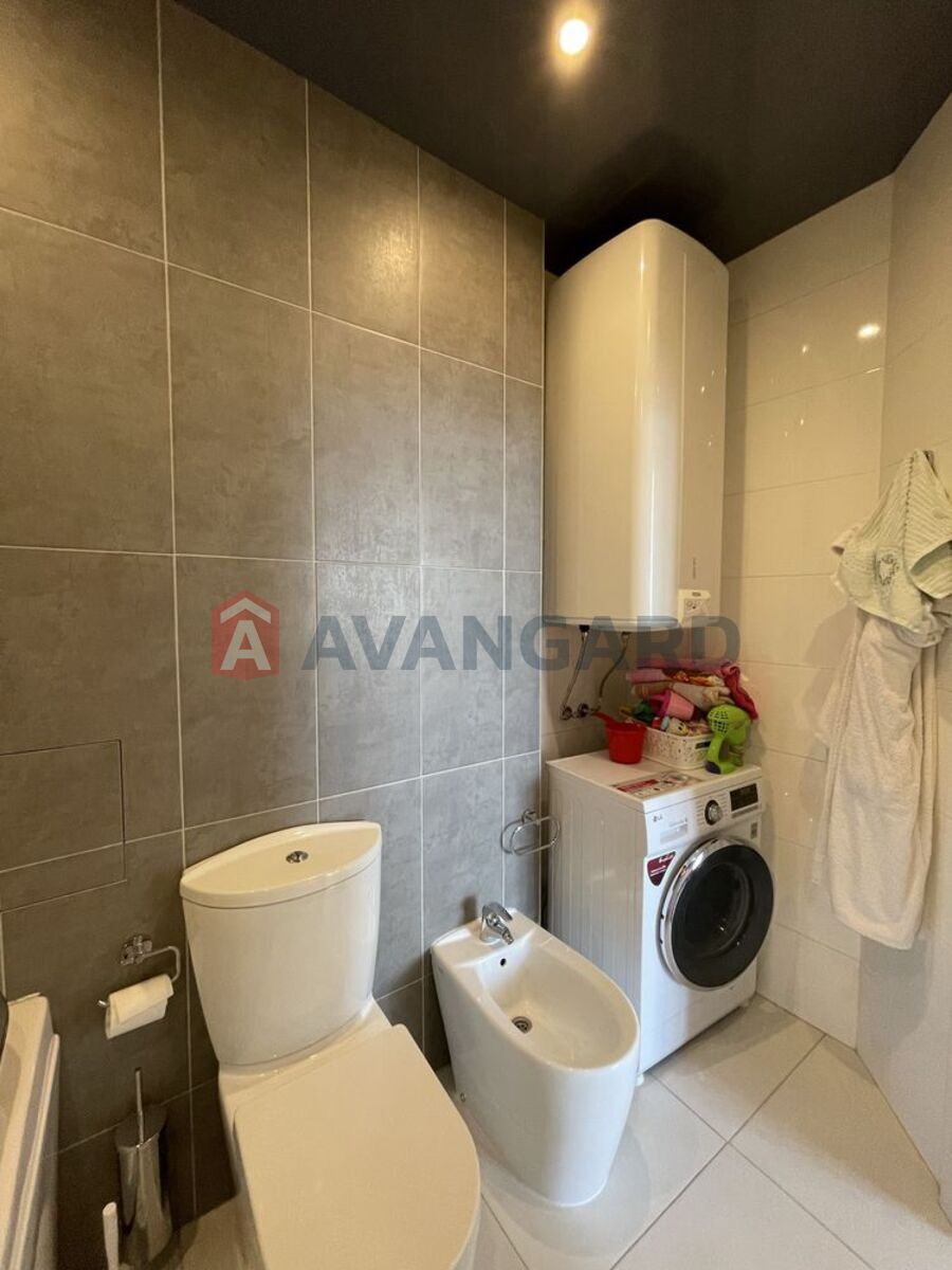 3 ��. ��������, 70/-/6 ��. �., 8/11 ������ ���� 16