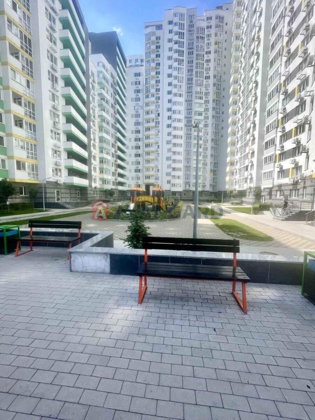 3 ��. ��������, 78/44/11 ��. �., 18/22 ������ ���� 3