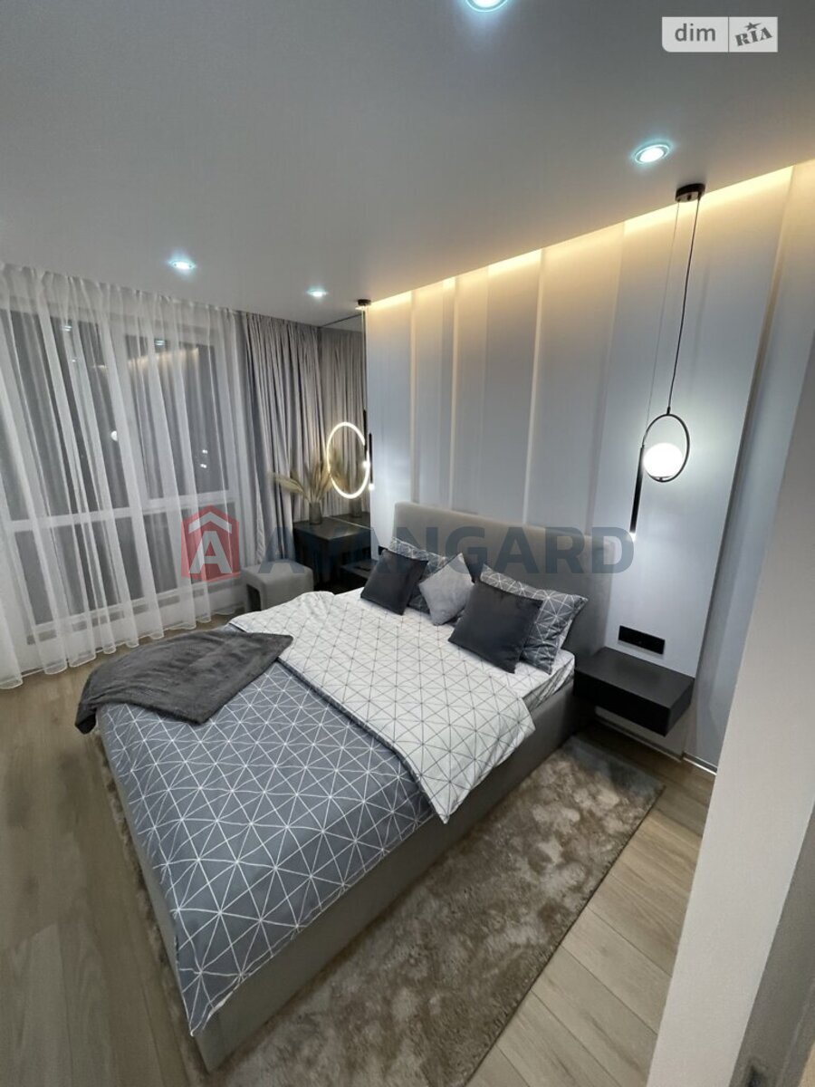 1 ����. ��������, 58/18/19 ��. �., 13/17 ���� ���� 17