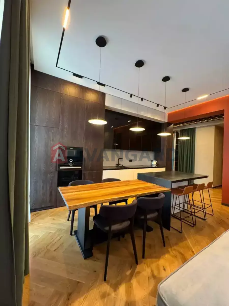 3 ��. ��������, 150/-/- ��. �., 16/16 ������ ���� 19