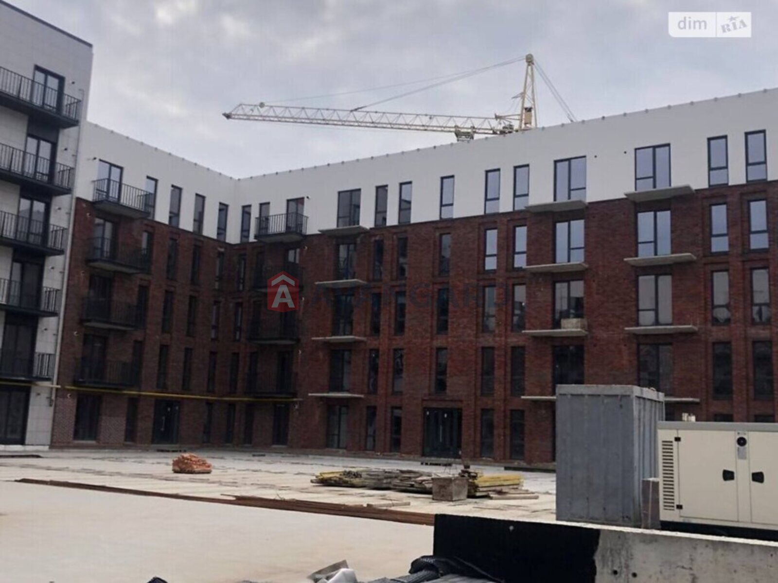 2 ��. ��������, 61/-/- ��. �., 3/5 ������ ���� 8