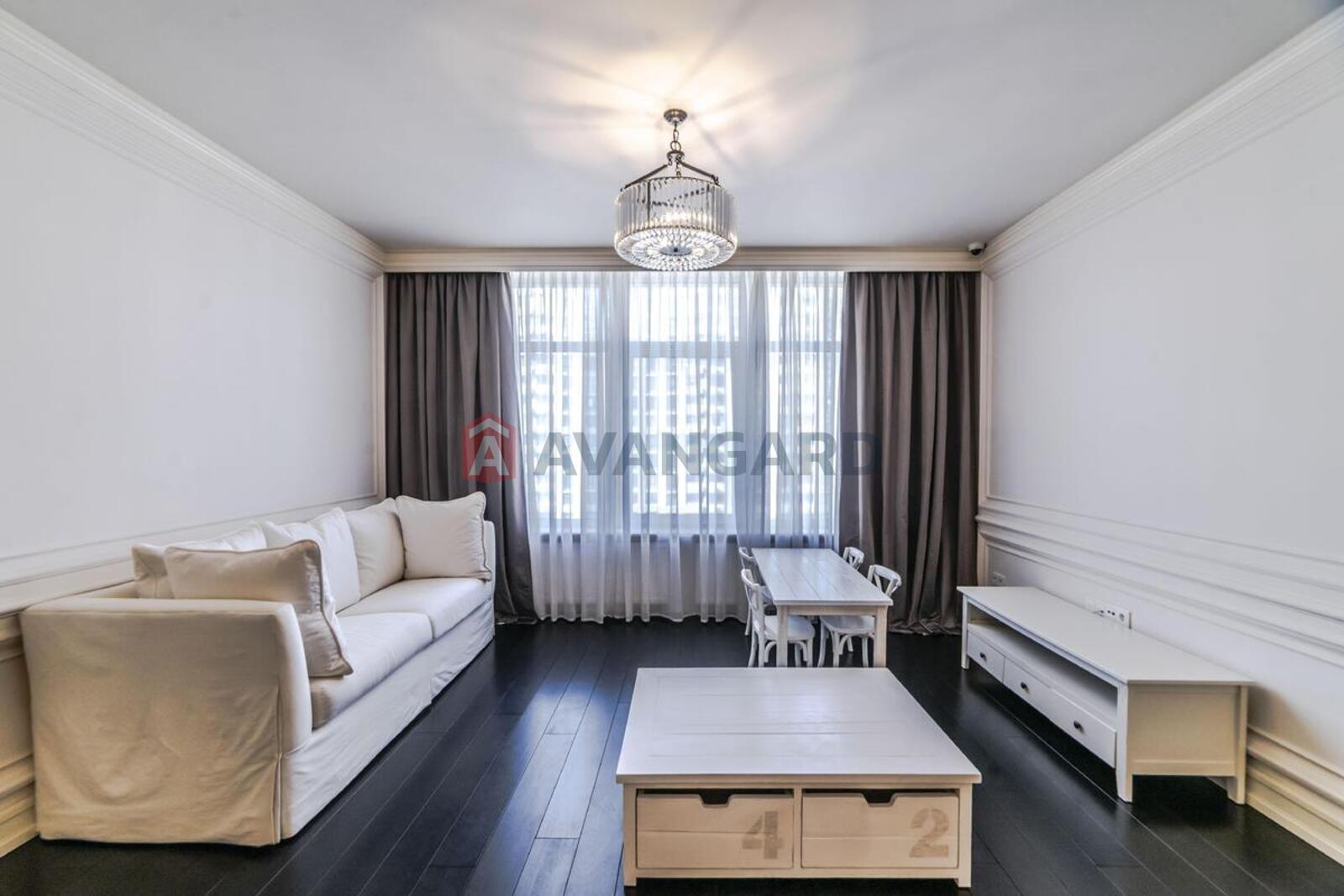 6 ��. ��������, 660/179/32 ��. �., 8/9 ������ ���� 19