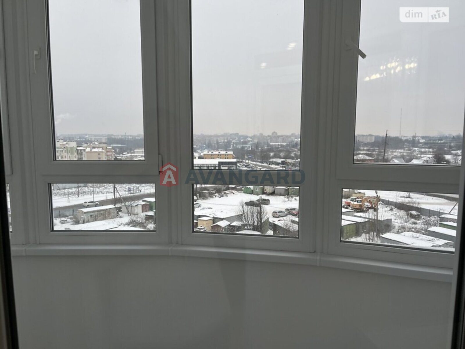 2 ����. ��������, 70/29/24 ��. �., 5/8 ���� ���� 14