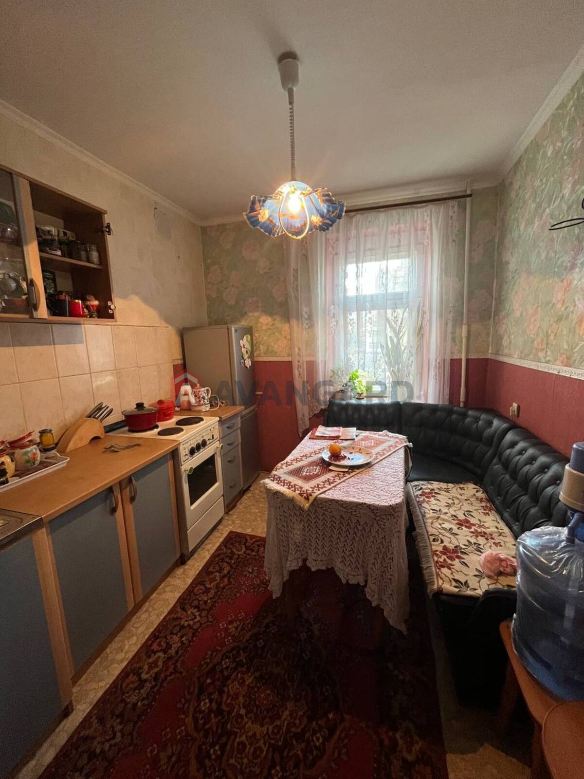 2 ��. ��������, 46/7/30 ��. �., 2/14 ������ ���� 4