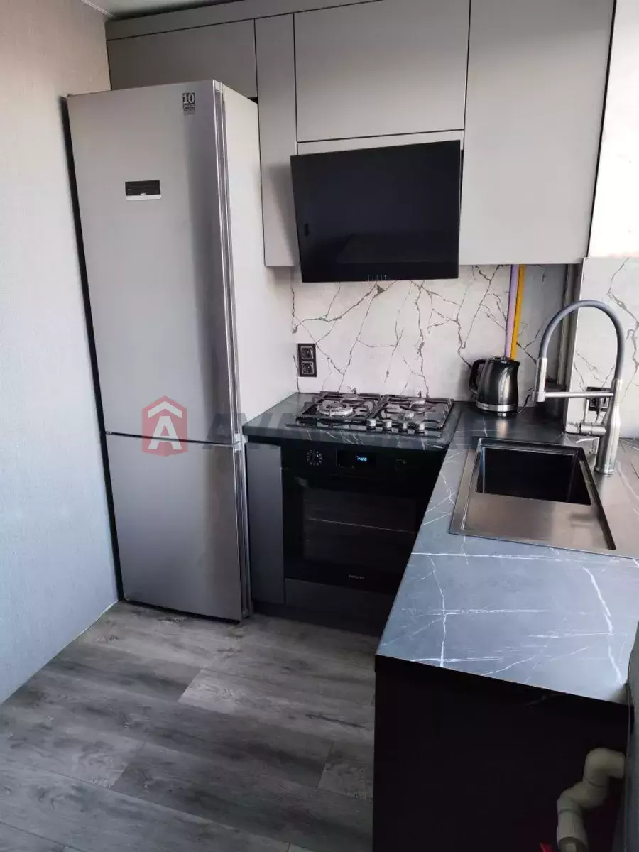 2 ��. ��������, 48/-/5 ��. �., 8/9 ������ ���� 4