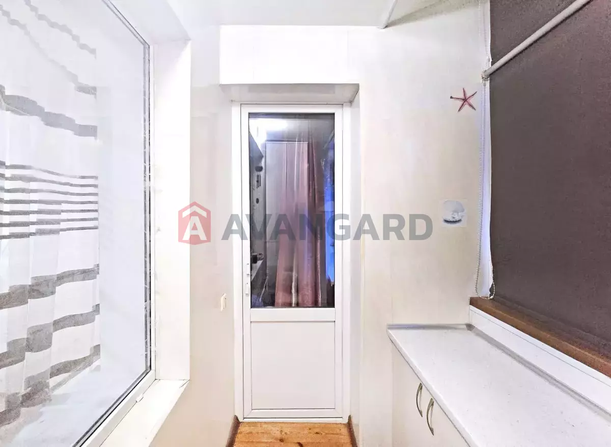 2 ��. ��������, 51/29/8 ��. �., 9/10 ������ ���� 8