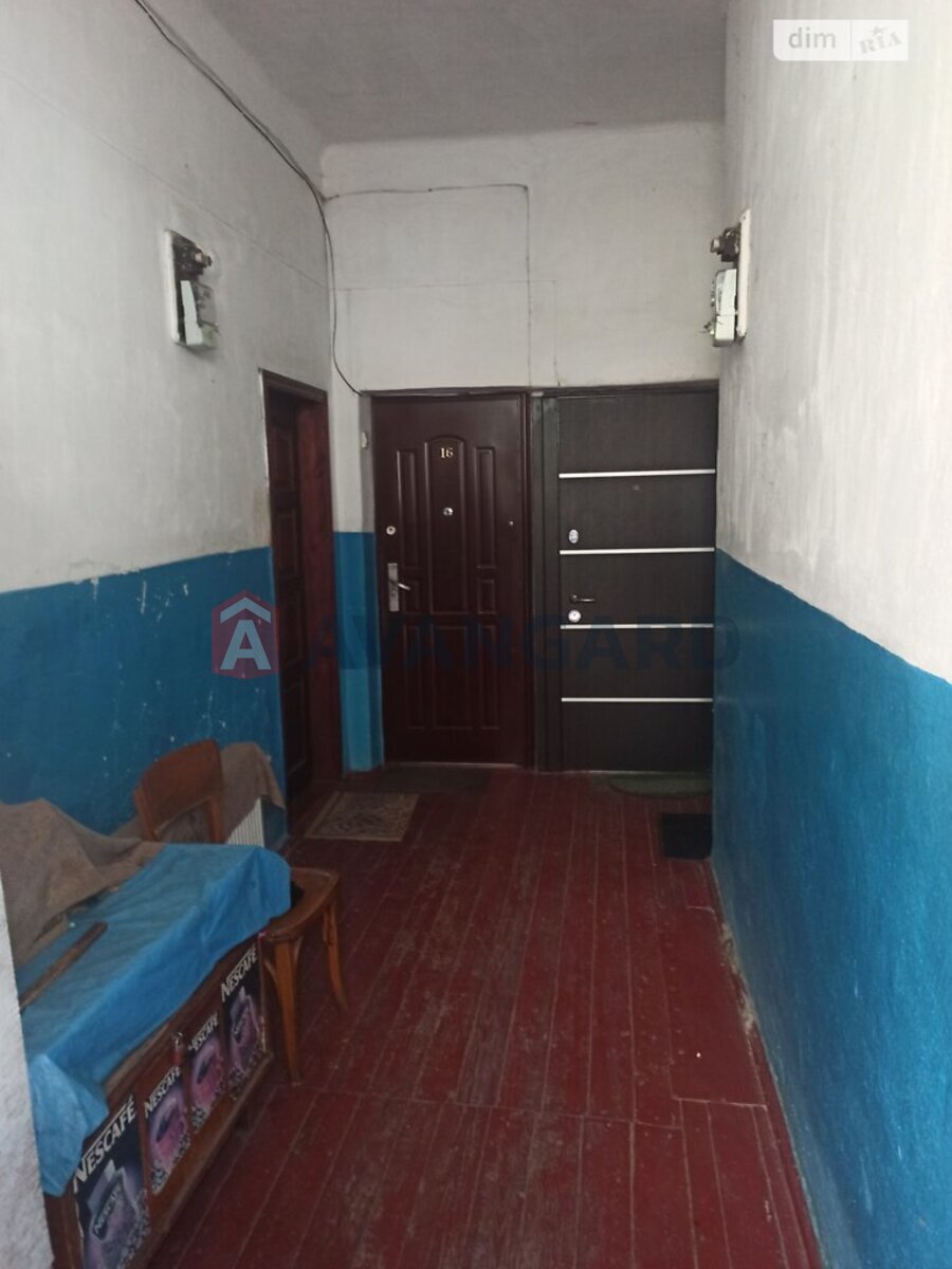 1 ��. ��������, 30/18/6 ��. �., 1/1 ������ ���� 8