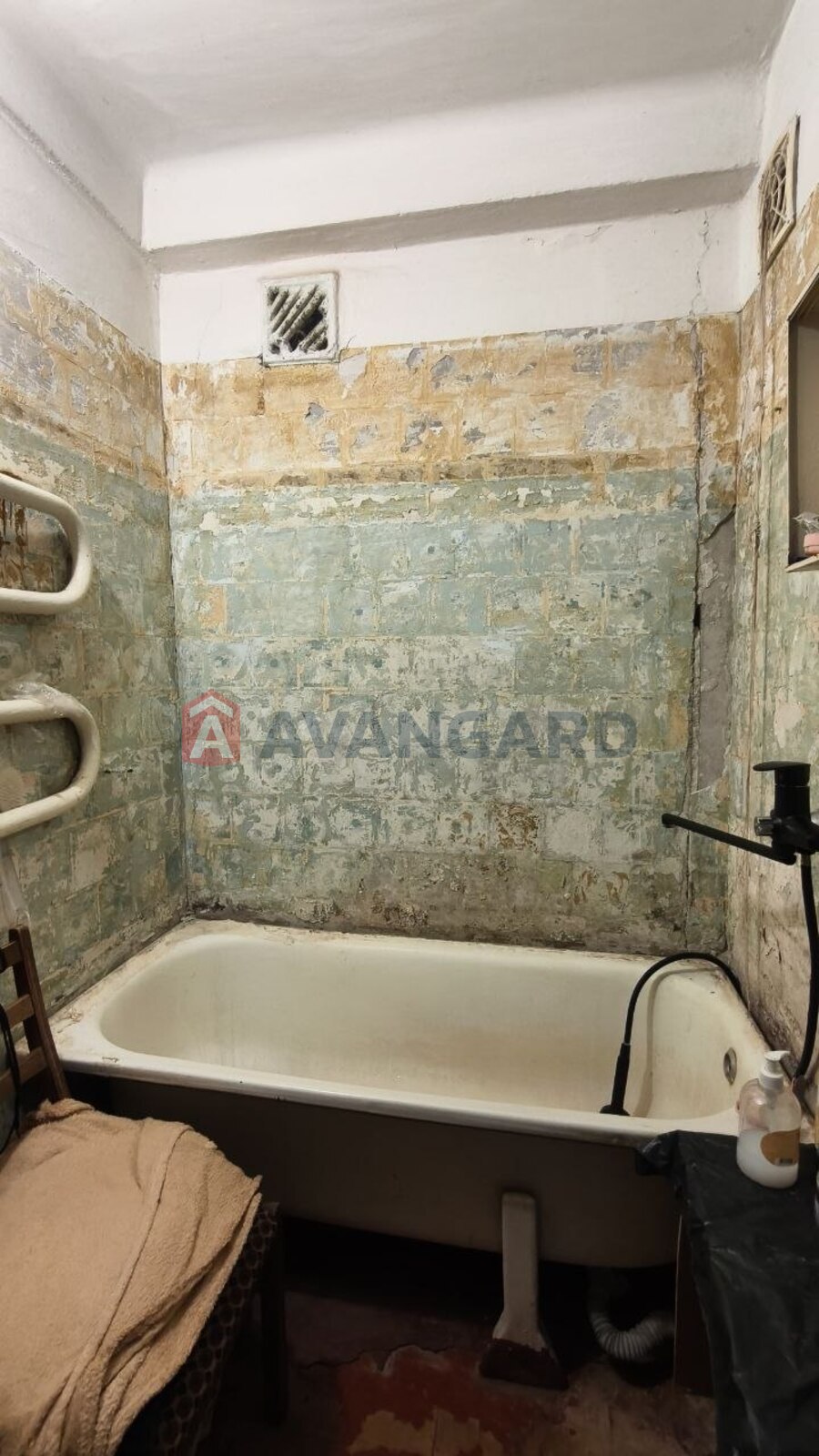 3 ����. ��������, 68/45/12 ��. �., 5/9 ���� ���� 14