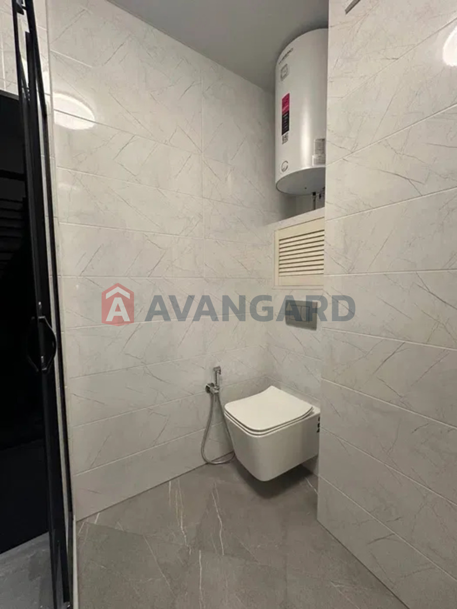 1 ��. ��������, 46/-/16 ��. �., 13/17 ������ ���� 21