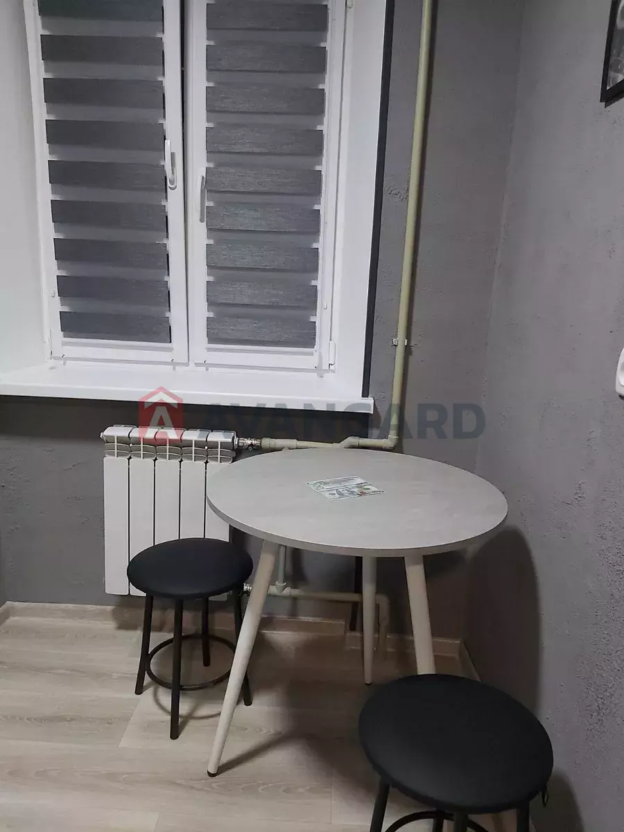 1 ��. ��������, 33/-/6 ��. �., 4/5 ������ ���� 7