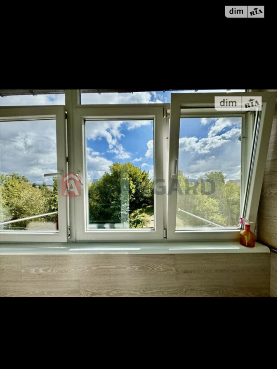 3 ��. ��������, 140/85/20 ��. �., 3/3 ������ ���� 18