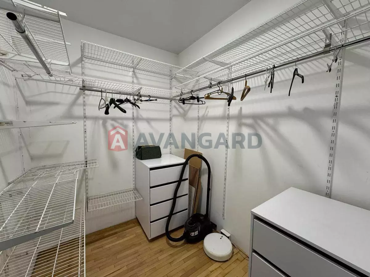 3 ����. ��������, 84/30/18 ��. �., 6/6 ���� ���� 16