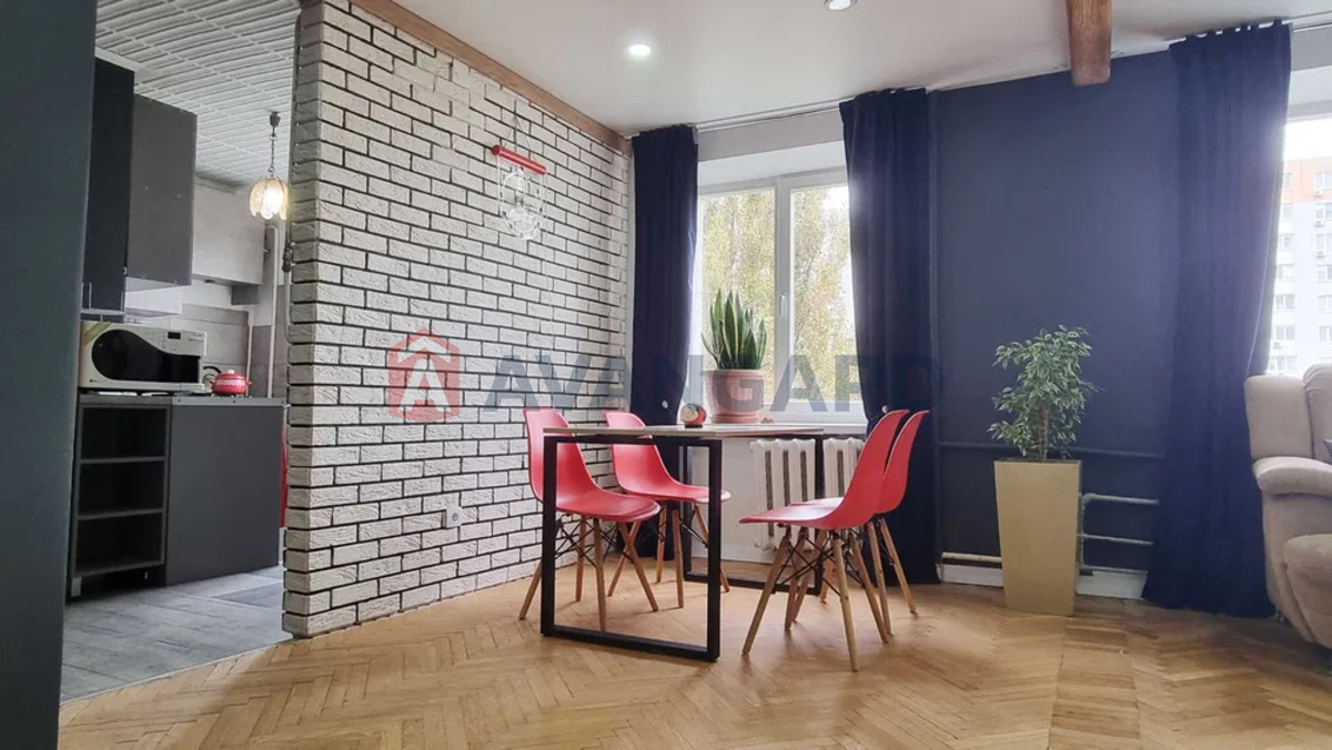 3 ��. ��������, 78/-/6 ��. �., 9/9 ������ ���� 24