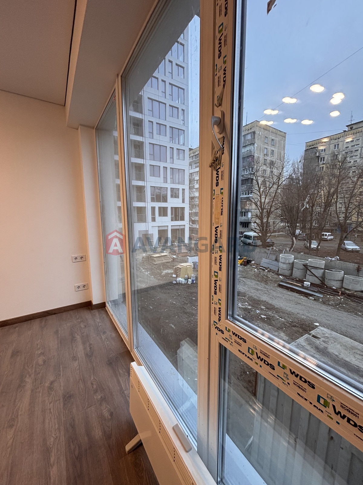 1 кім. квартира, 43/-/5 кв. м., 2/10 поверх фото 4 1 кім. квартира, 43/-/5 кв. м., 2/10 поверх фото 4