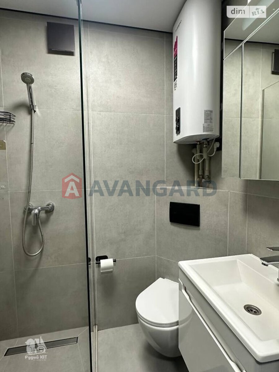 1 ��. ��������, 21/11/4 ��. �., 9/9 ������ ���� 12