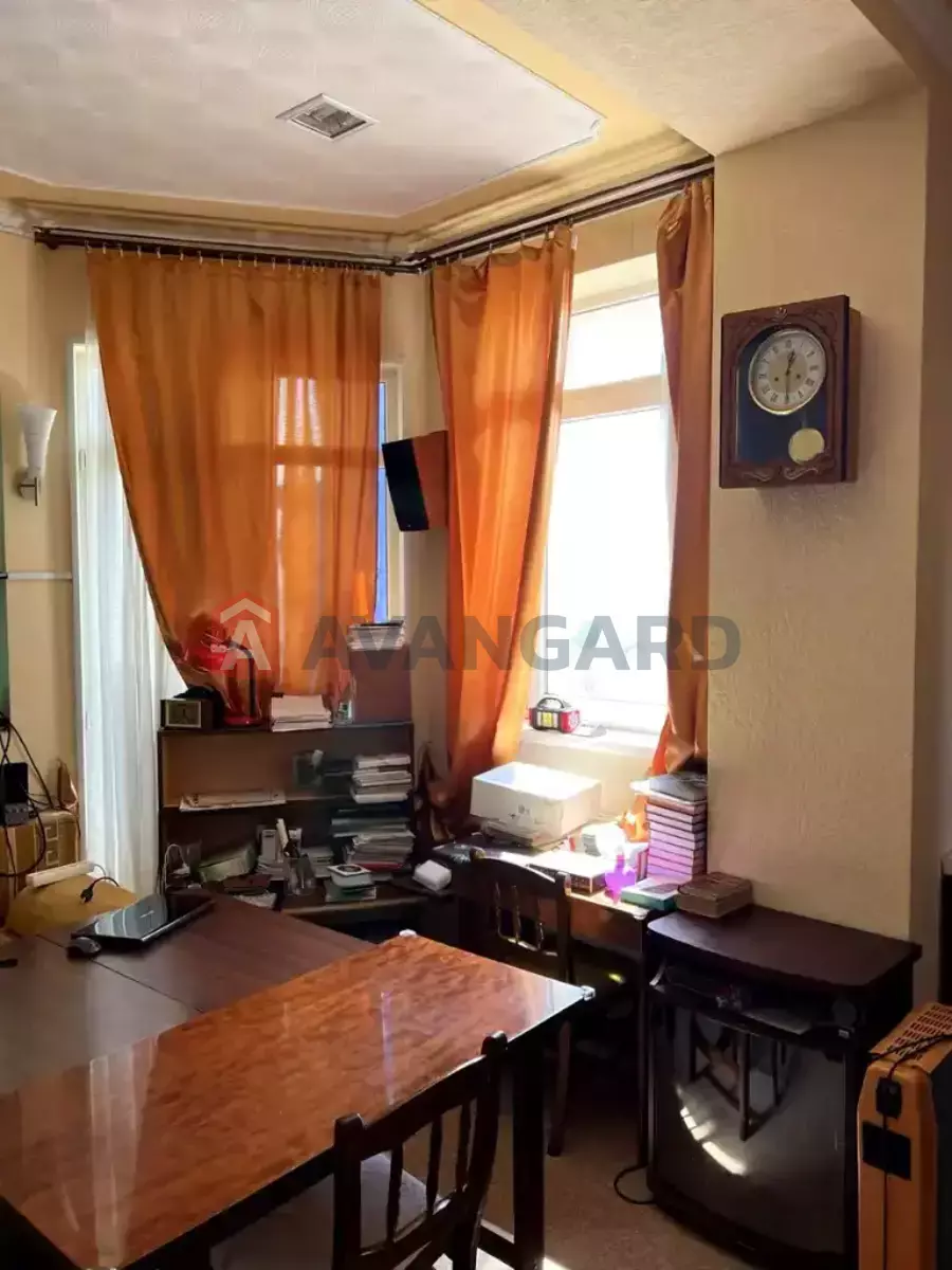 3 . , 70/-/- . ., 7/9   5