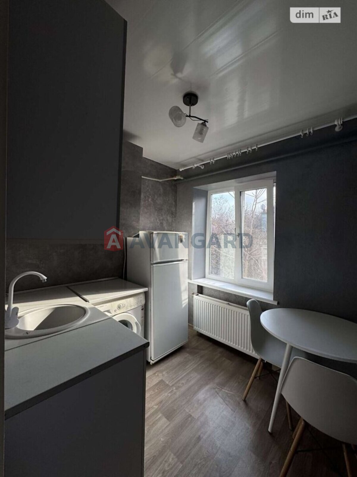 1 ����. ��������, 28/16/5 ��. �., 2/2 ���� ���� 6