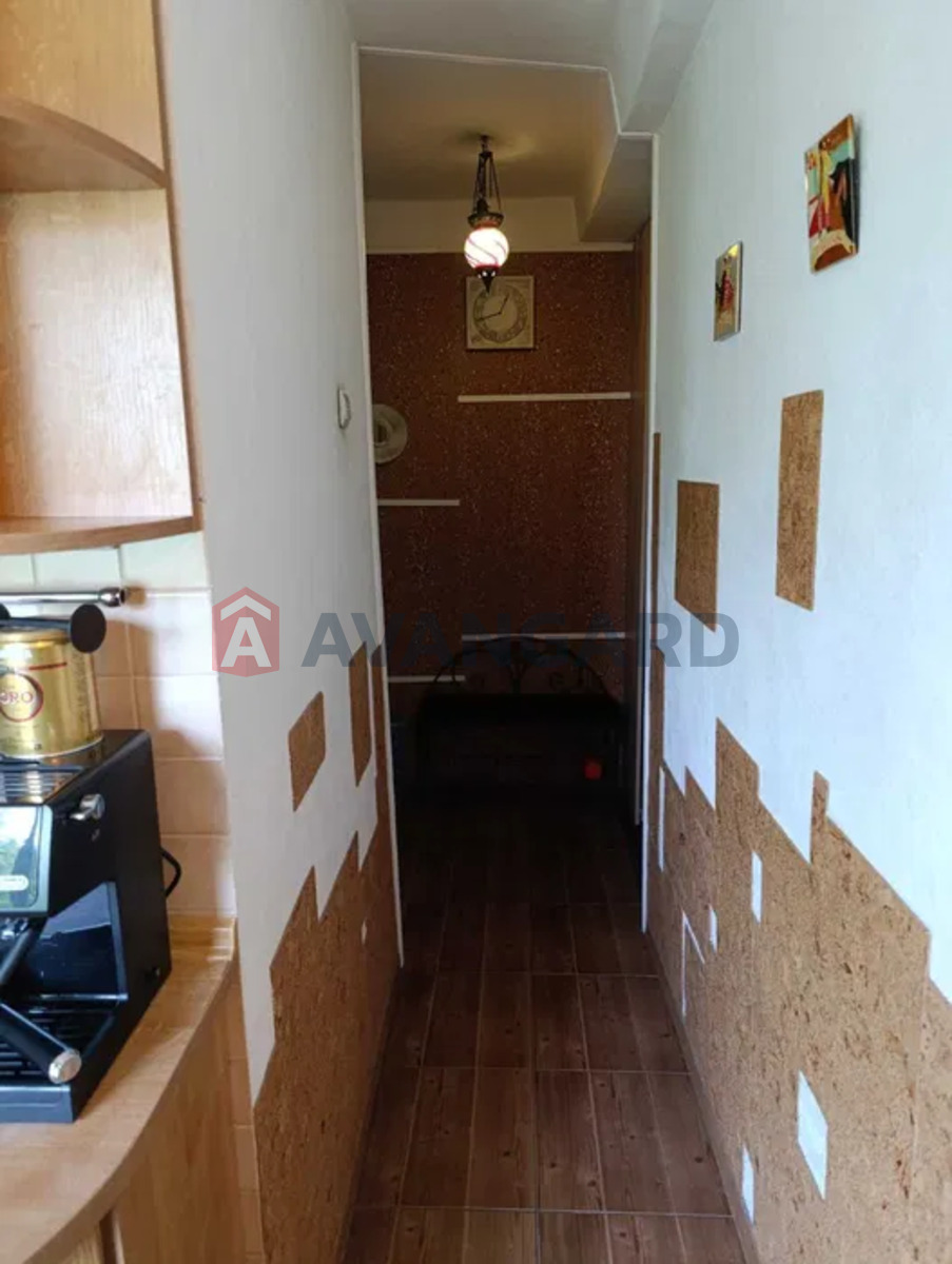 3 ��. ��������, 58/-/6 ��. �., 6/9 ������ ���� 13