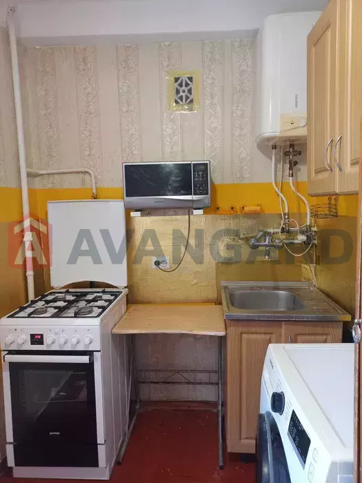 1 . , 47.2/-/6.1 . ., 6/8   3