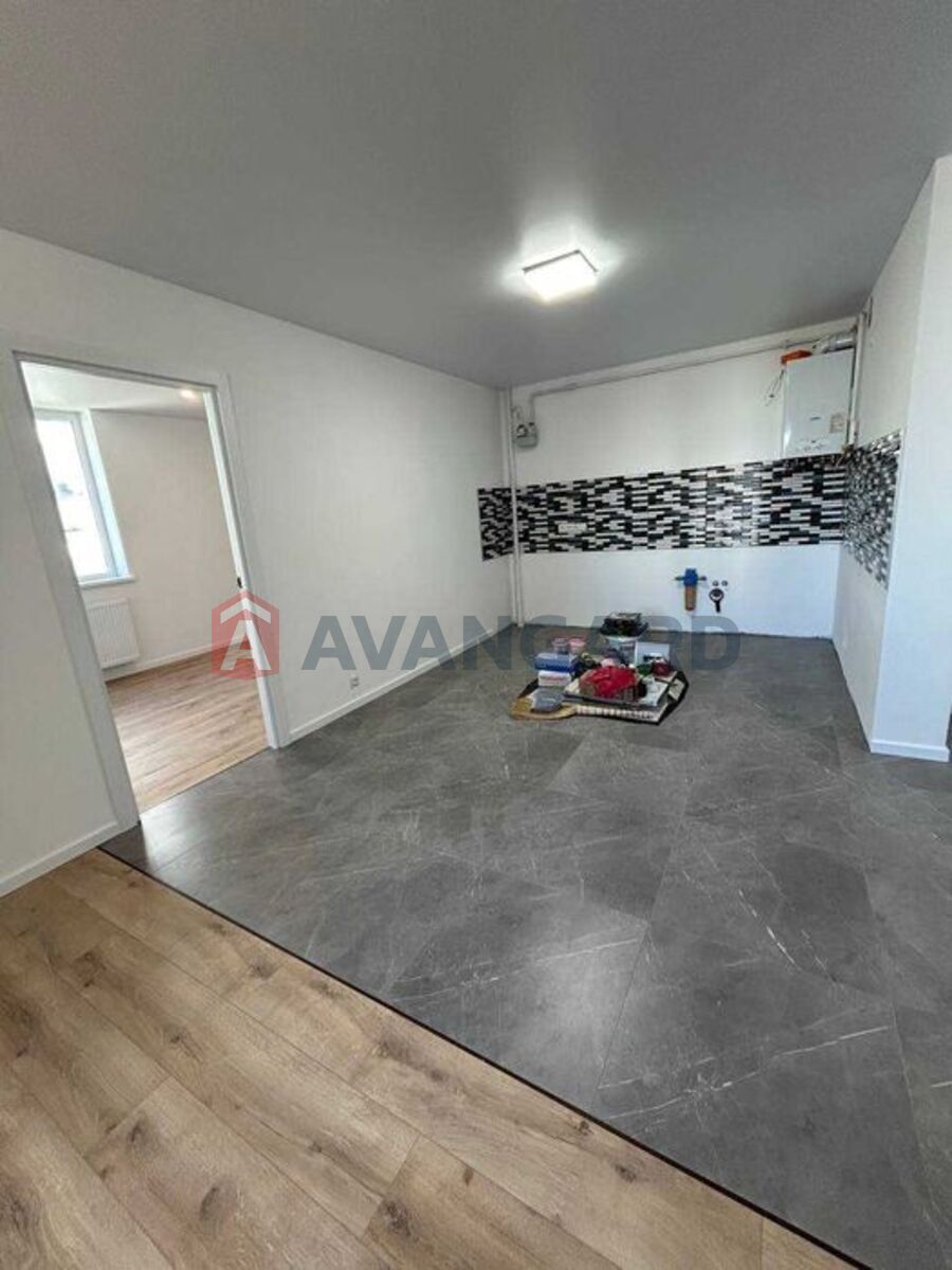 1 ����. ��������, 48/14.5/18 ��. �., 4/10 ���� ���� 8