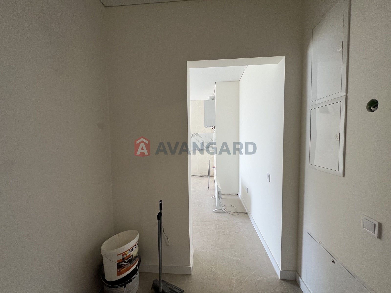 1 ��. ��������, 43/16/18 ��. �., 9/9 ������ ���� 6