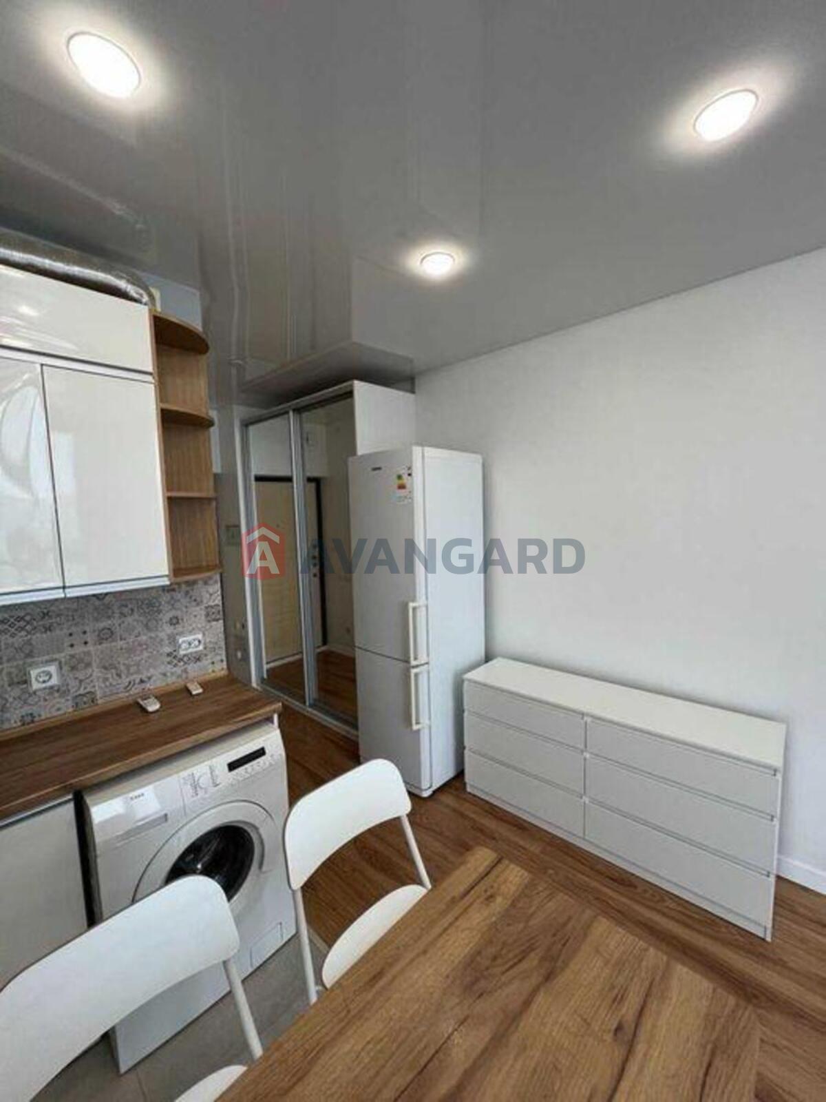 1 ��. ��������, 20/-/4 ��. �., 13/16 ������ ���� 4