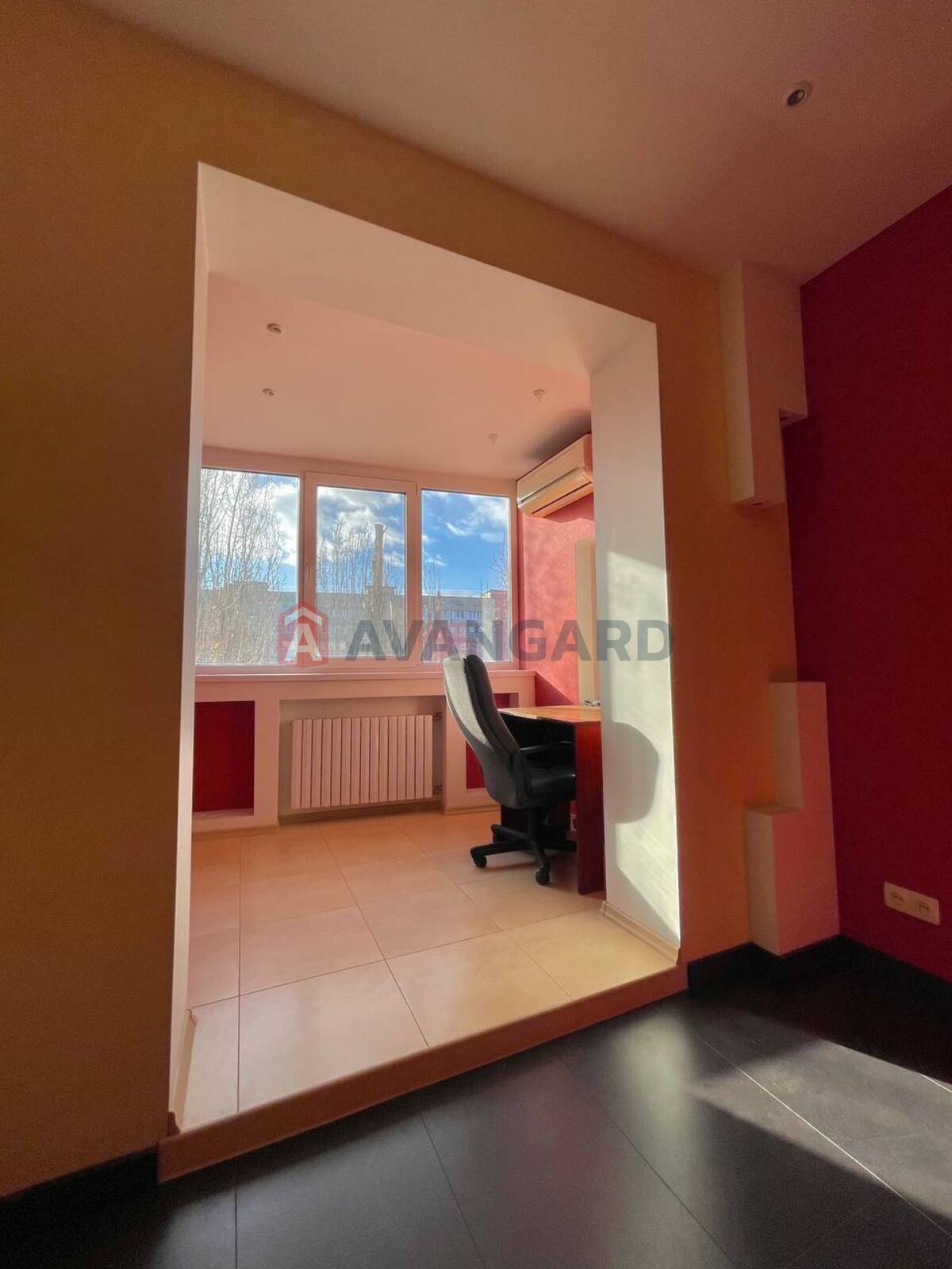 2 ��. ��������, 65,1/28,3/5,9 ��. �., 6/9 ������ ���� 4