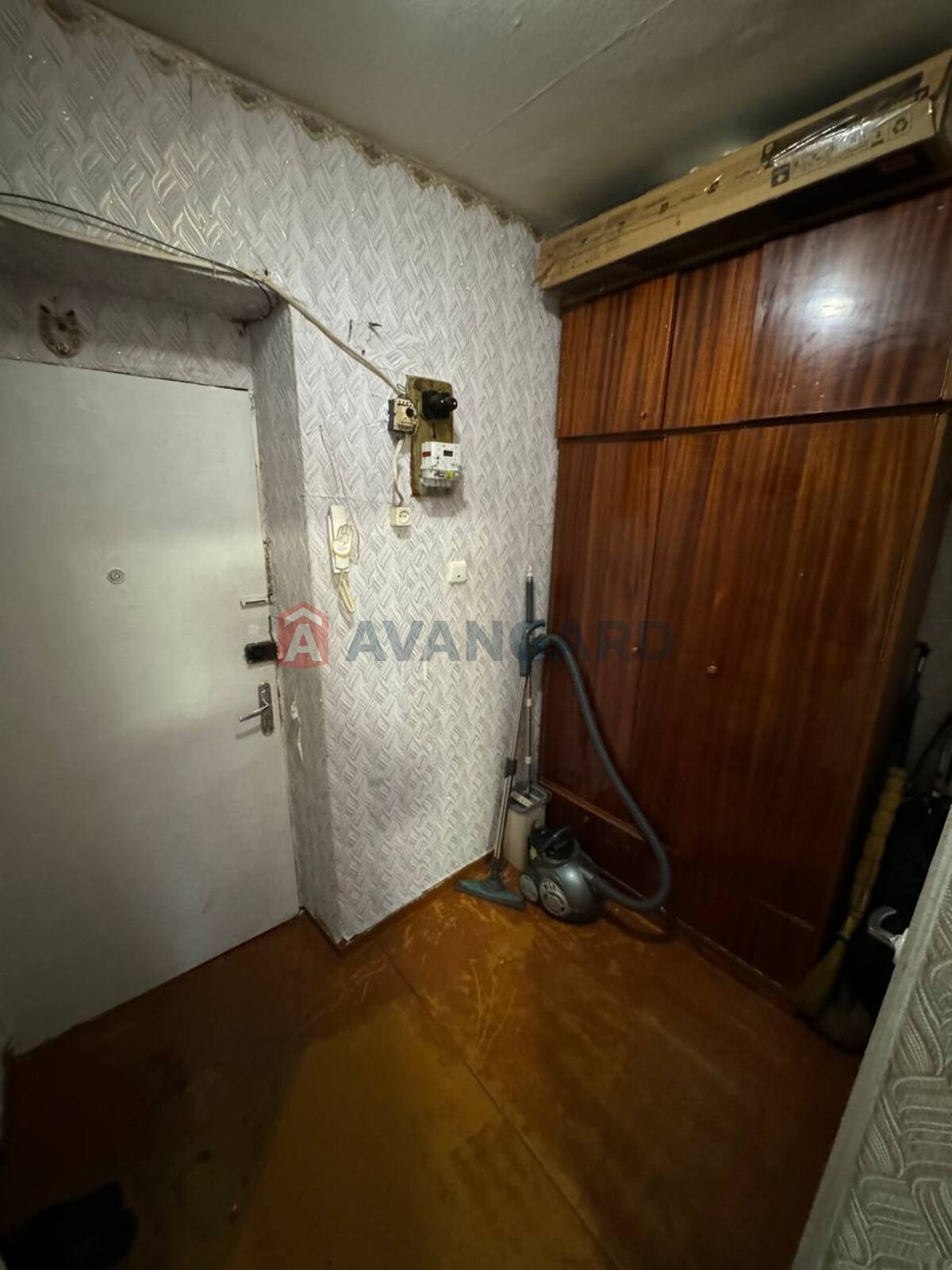 1 ��. ��������, 32/-/8 ��. �., 1/5 ������ ���� 4