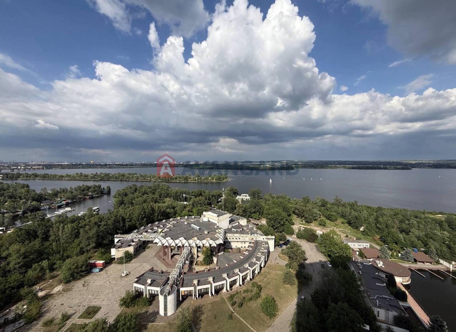 4 . , 158,6/-/15 . ., 18/24   7