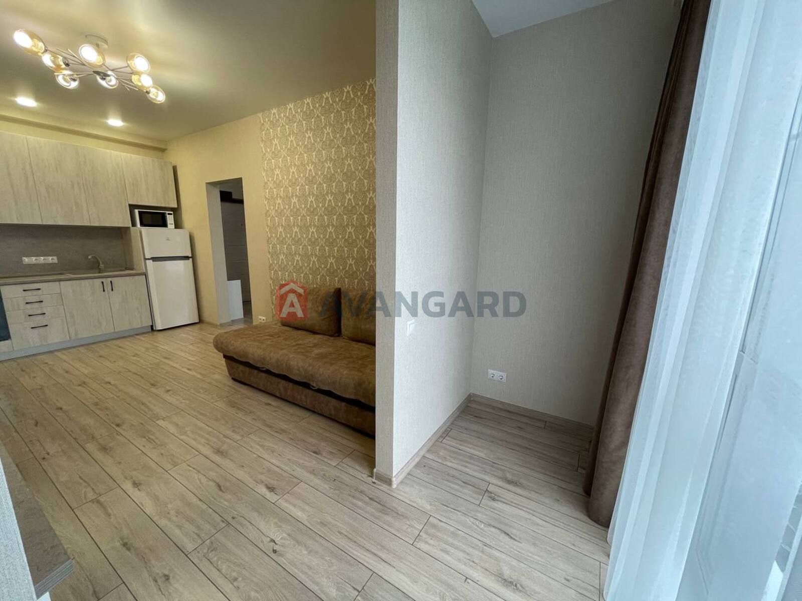 1 ����. ��������, 37/-/- ��. �., 14/16 ���� ���� 8