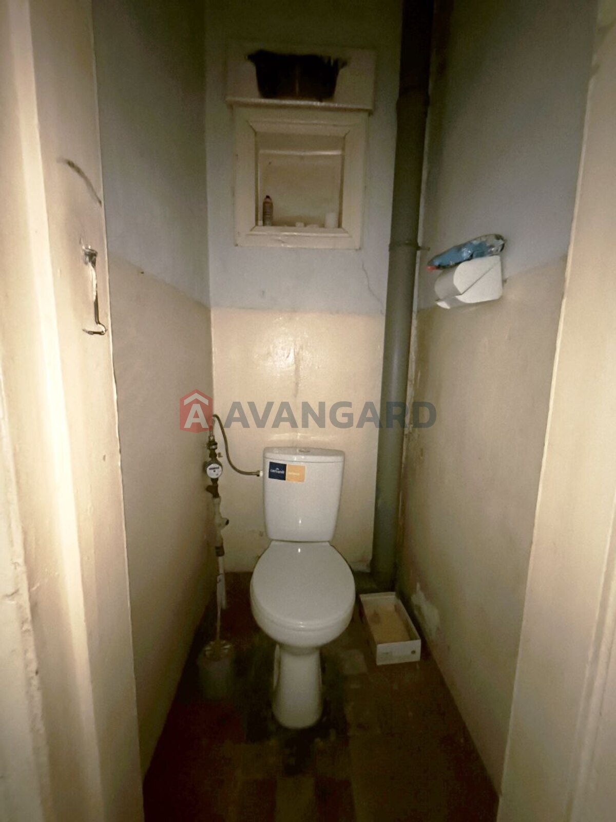 2 ��. ��������, 55,6/35,5/11 ��. �., 4/4 ������ ���� 14