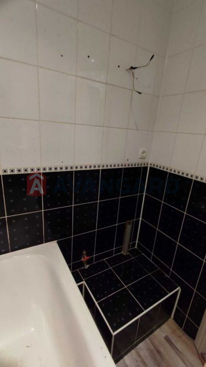 3 ��. ��������, 57/-/6 ��. �., 1/5 ������ ���� 9