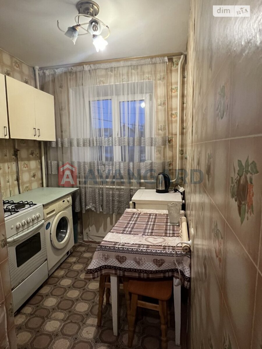 1 ��. ��������, 22/12/5 ��. �., 2/5 ������ ���� 6