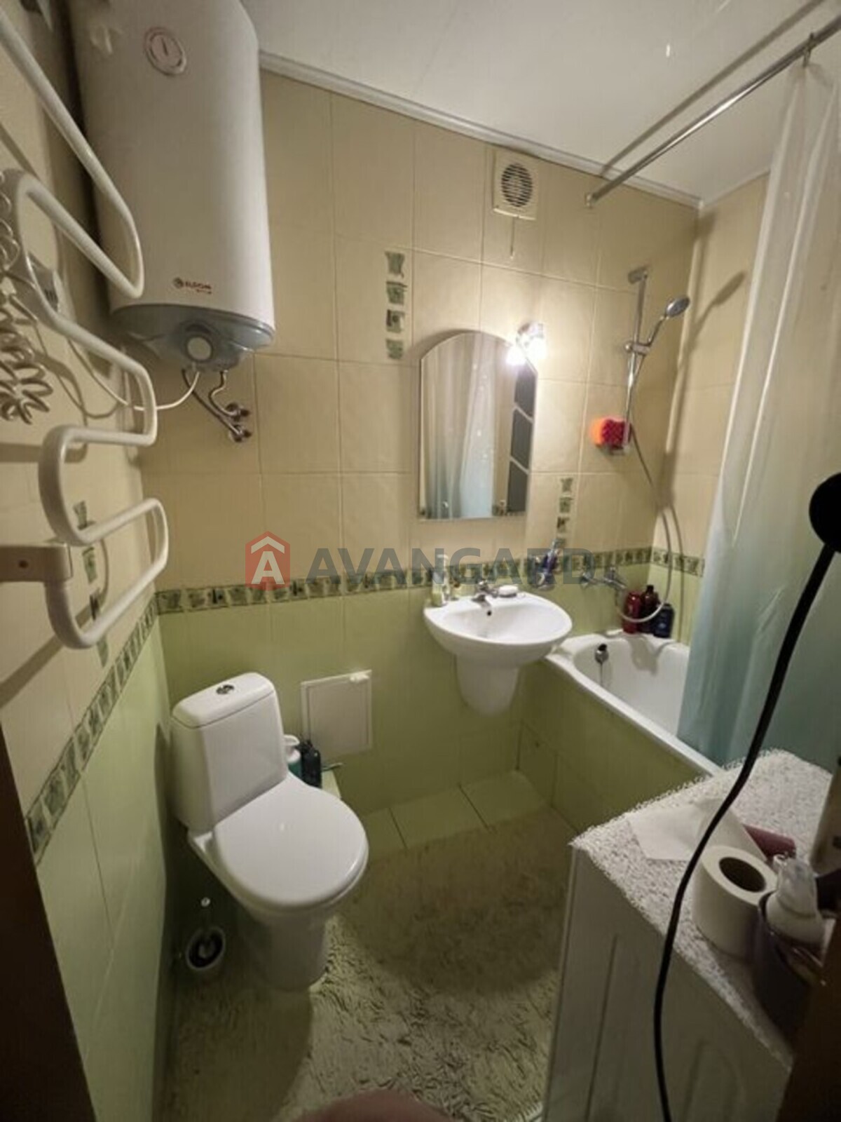 2 ��. ��������, 44/-/6 ��. �., 3/5 ������ ���� 2