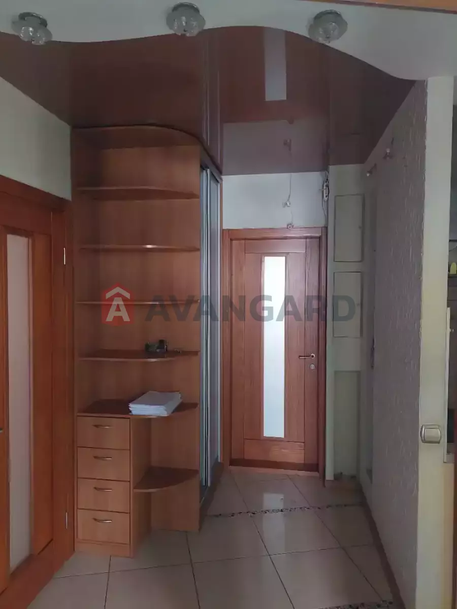 2 ����. ��������, 77/46/7 ��. �., 4/16 ���� ���� 9