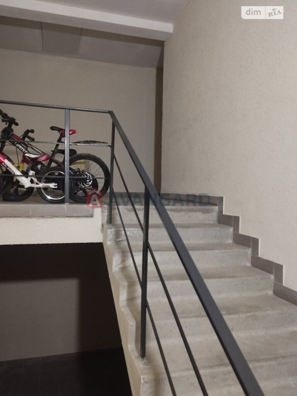 1 кім. квартира, 32/14/12 кв. м., 3/3 поверх фото 2 1 кім. квартира, 32/14/12 кв. м., 3/3 поверх фото 2