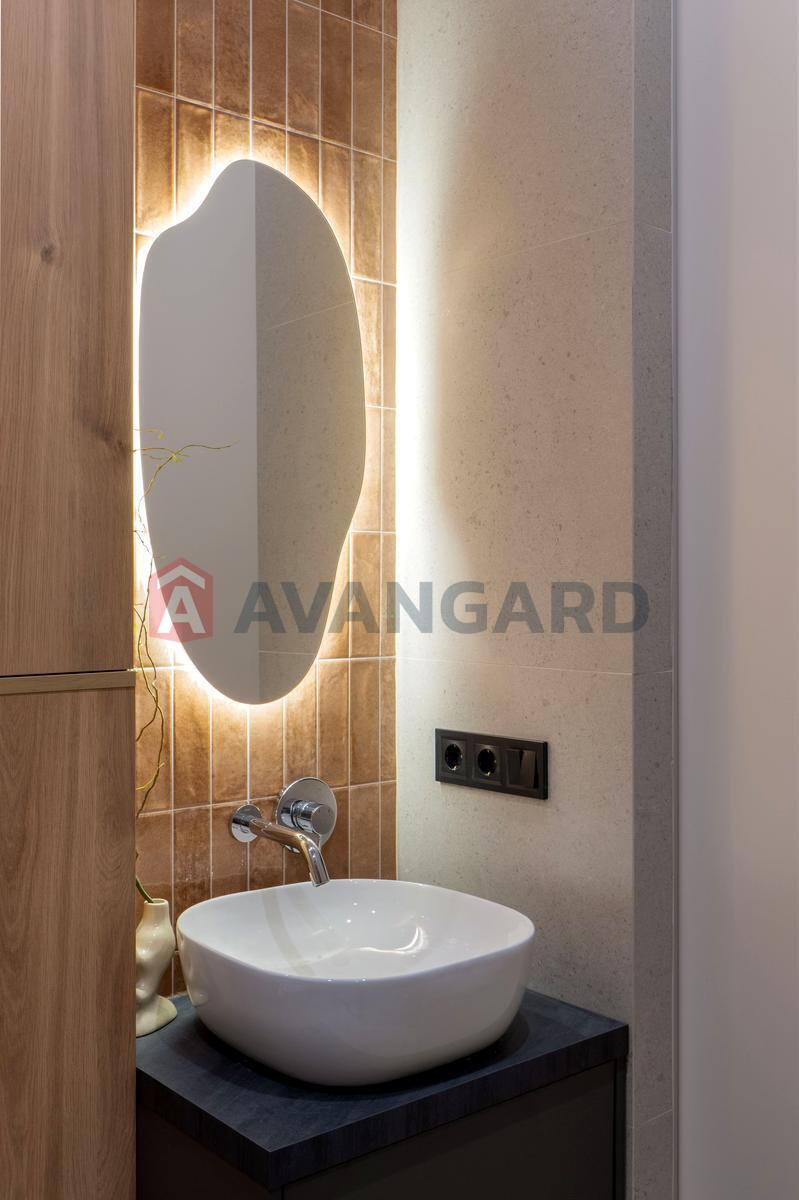 1 ��. ��������, 40 / 11 / 18 ��. �., 9/9 ������ ���� 12