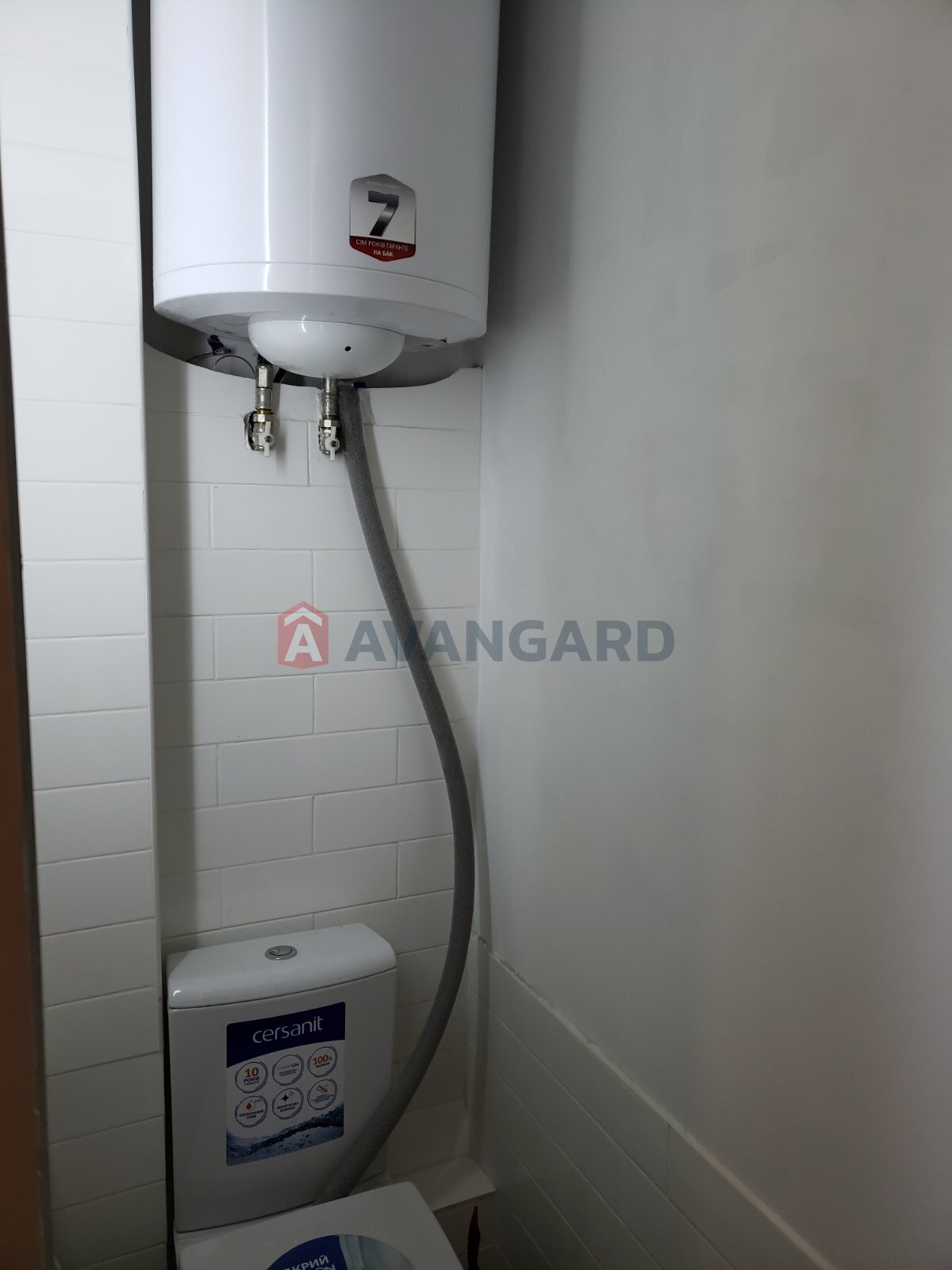 2 ��. ��������, 53/-/8 ��. �., 7/10 ������ ���� 8