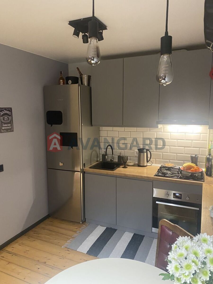 1 . , 32/-/6 . ., 3/5   9