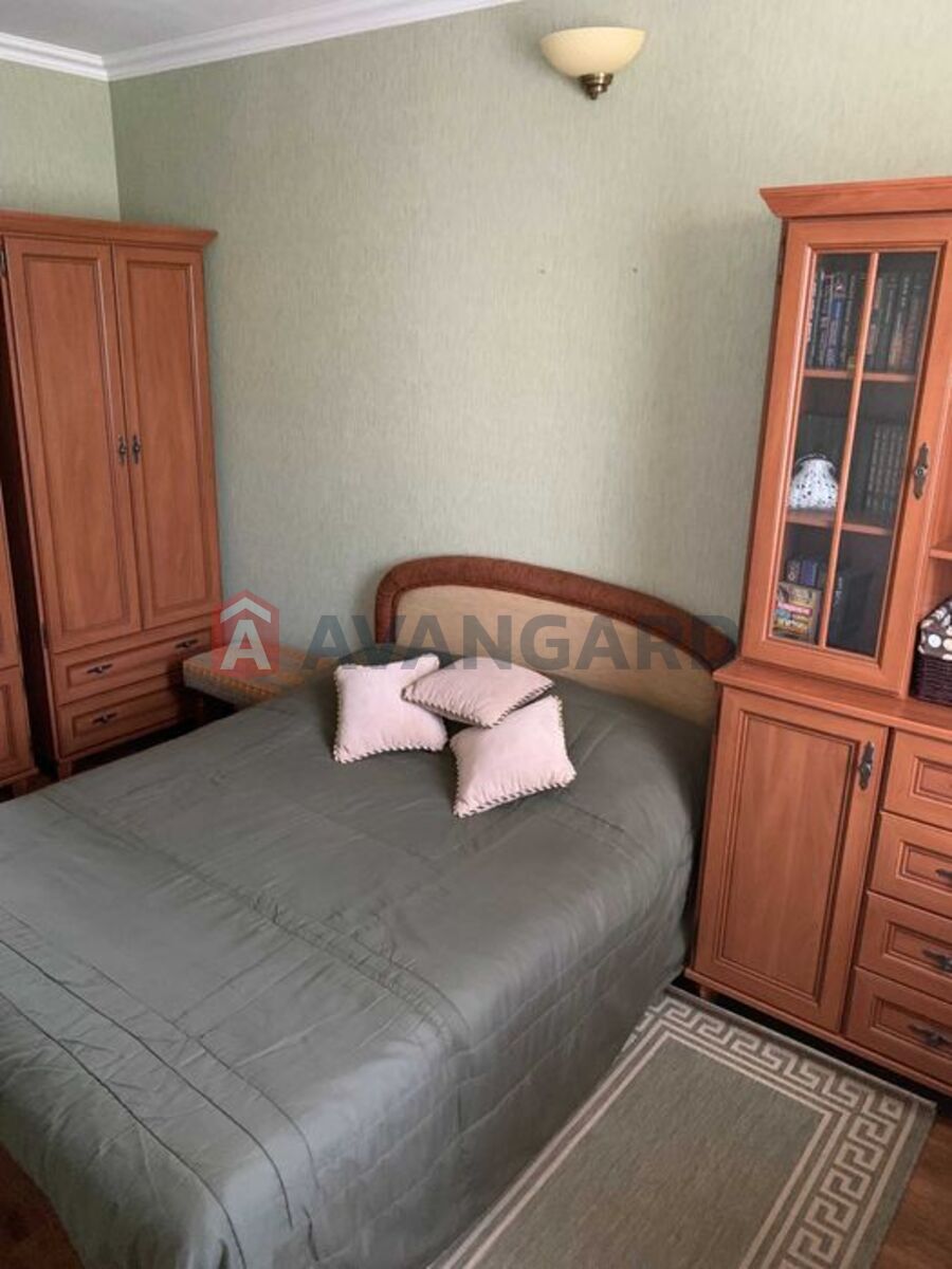 3 ��. ��������, 57/-/6 ��. �., 4/5 ������ ���� 6