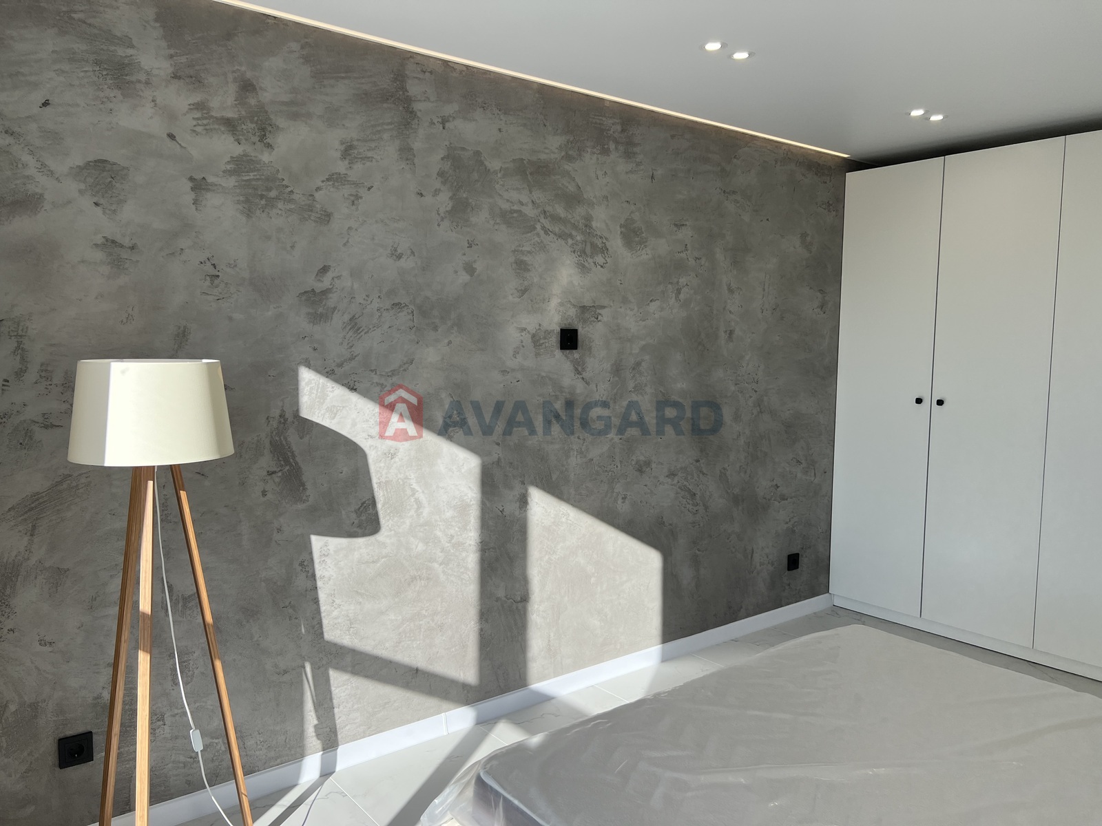 1 ��. ��������, 45/-/18 ��. �., 9/10 ������ ���� 1