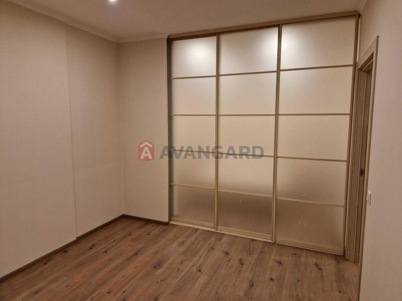 2 ��. ��������, 65/31/14 ��. �., 8/22 ������ ���� 4