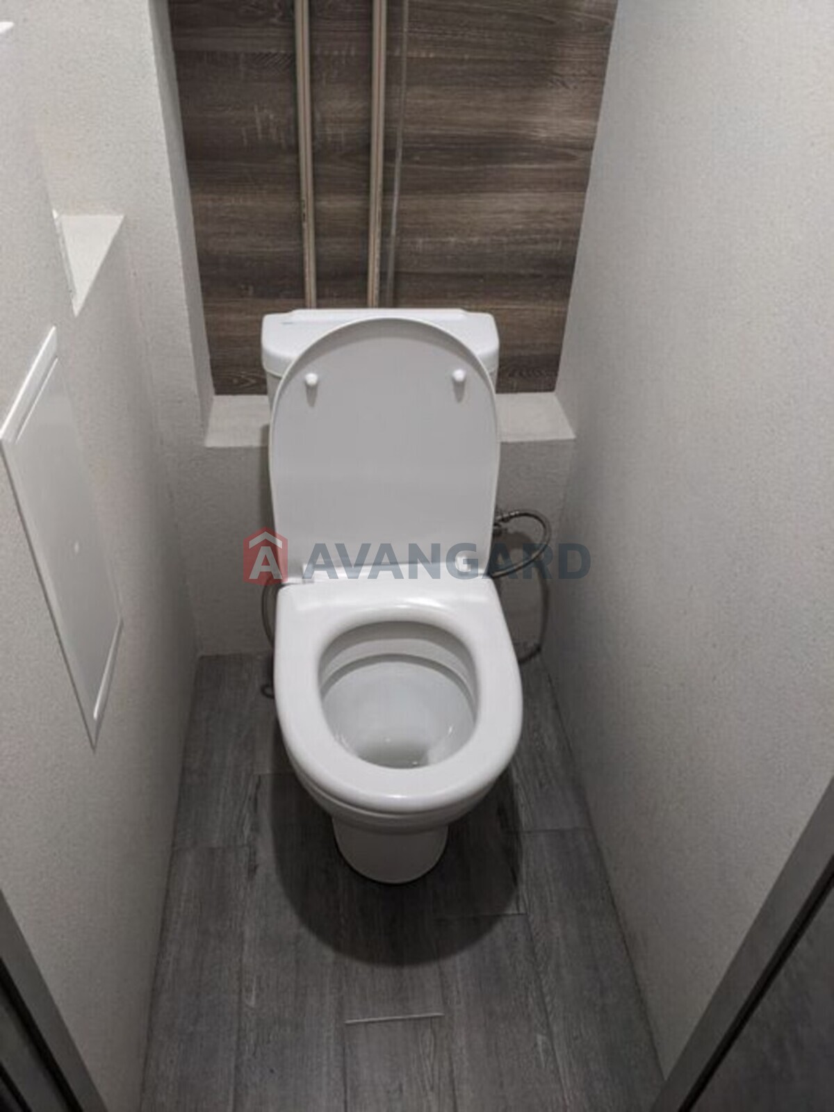 2 ��. ��������, 53/-/9 ��. �., 10/10 ������ ���� 13