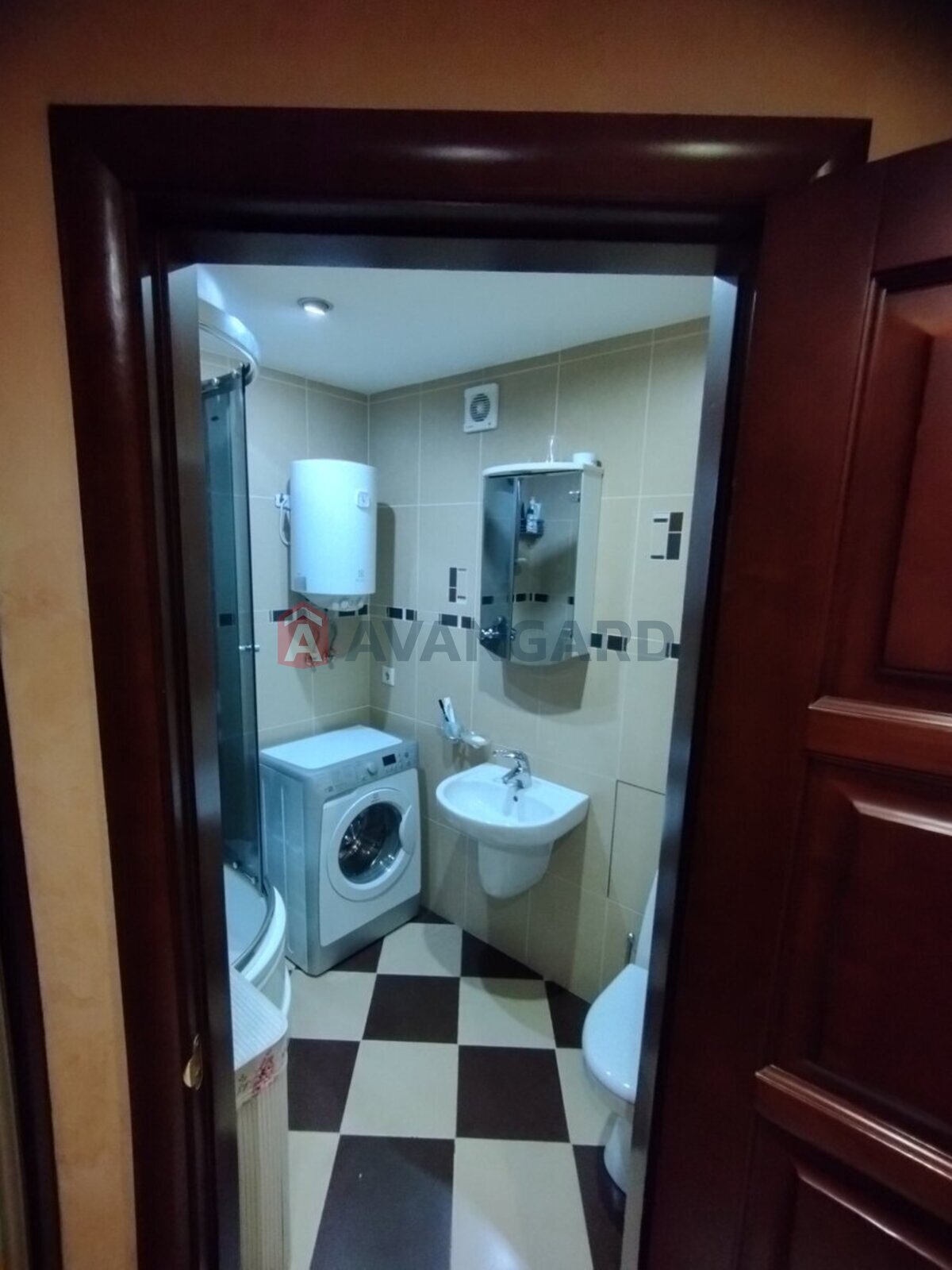 2 ����. ��������, 46/28/7 ��. �., 3/5 ���� ���� 16