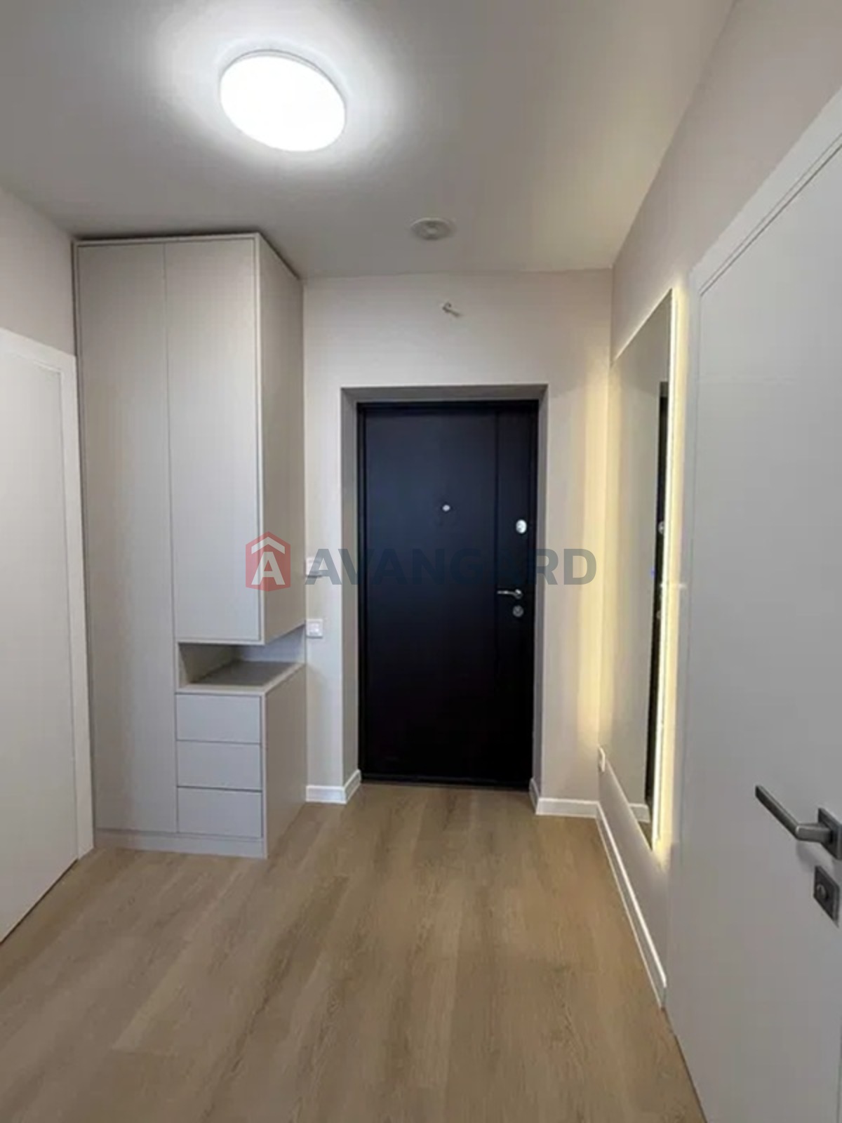 1 ��. ��������, 42/-/16 ��. �., 19/25 ������ ���� 13