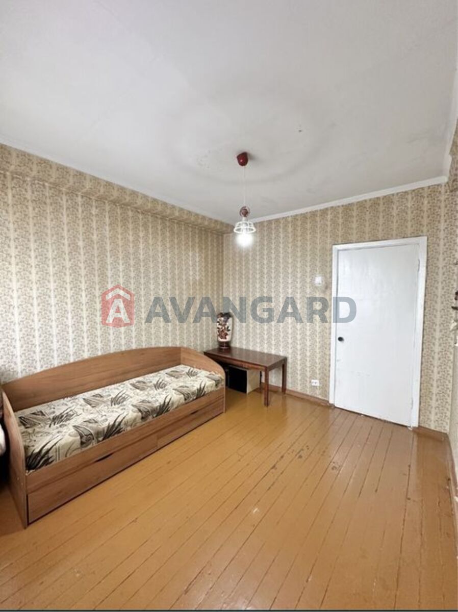 4 ��. ��������, 78/50/6 ��. �., 9/9 ������ ���� 8