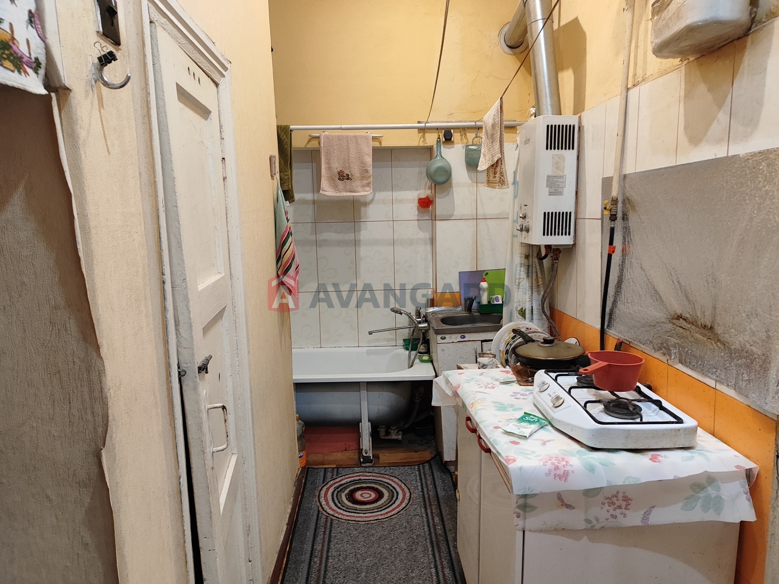 2 ��. ��������, 37/30/5 ��. �., 2/2 ������ ���� 9